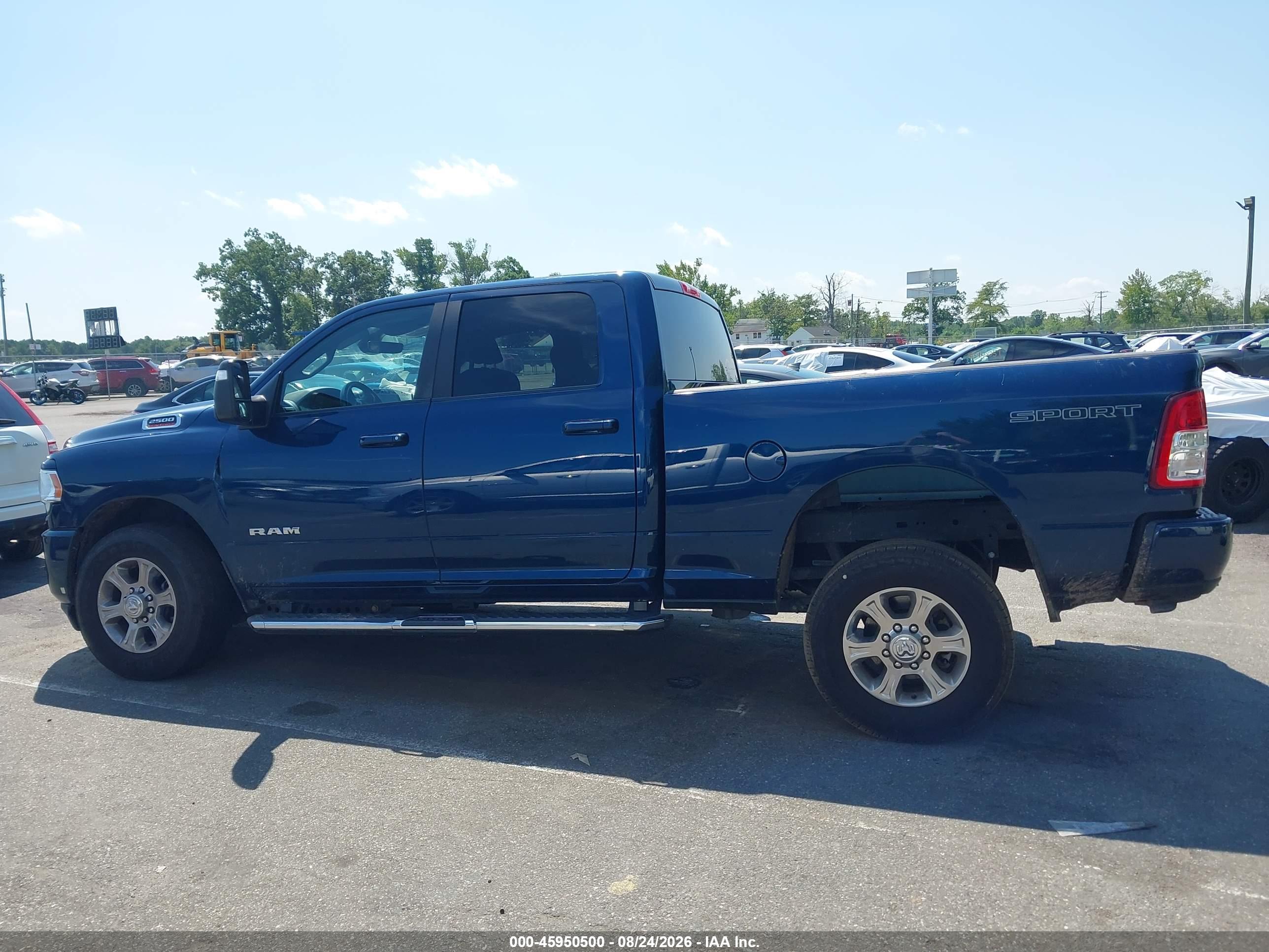 2024 RAM 2500 BIG HORN  4X4 6'4 BOX