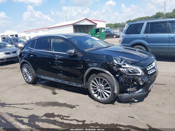 2020 MERCEDES-BENZ GLA 250 GLA250 — I1