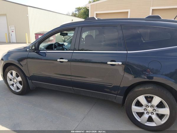 2016 CHEVROLET TRAVERSE LT — I117