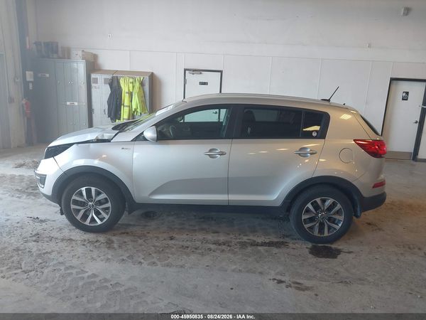 2016 KIA SPORTAGE LX — I117