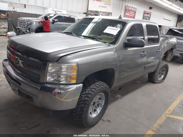 2013 CHEVROLET SILVERADO 1500 — I2