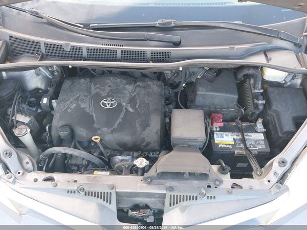 2019 TOYOTA SIENNA XLE 8 PASSENGER