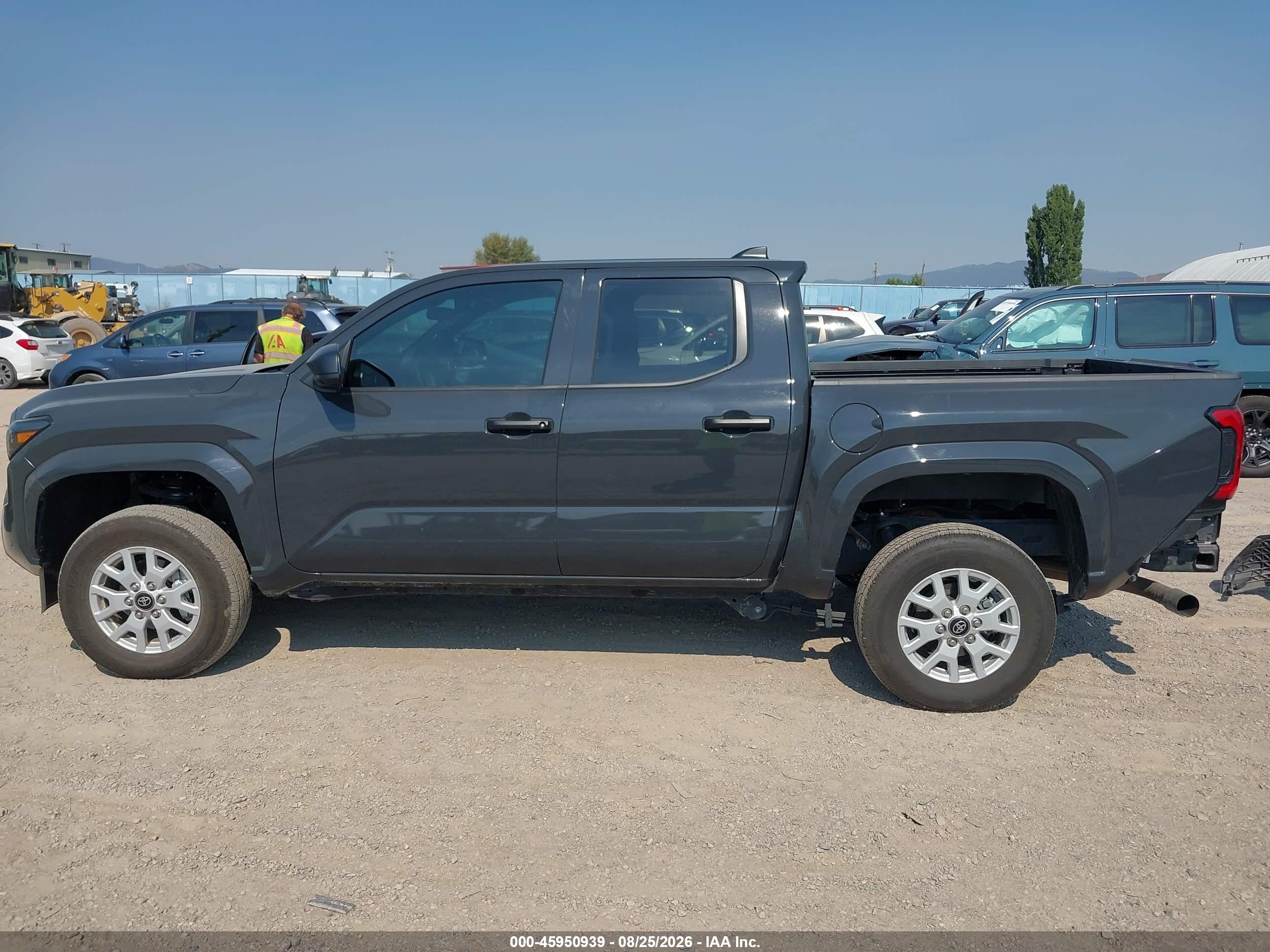 2026 TOYOTA TACOMA SR