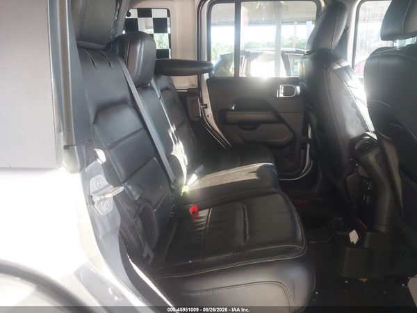 2018 JEEP WRANGLER UNLIMITED SAHARA 4X4