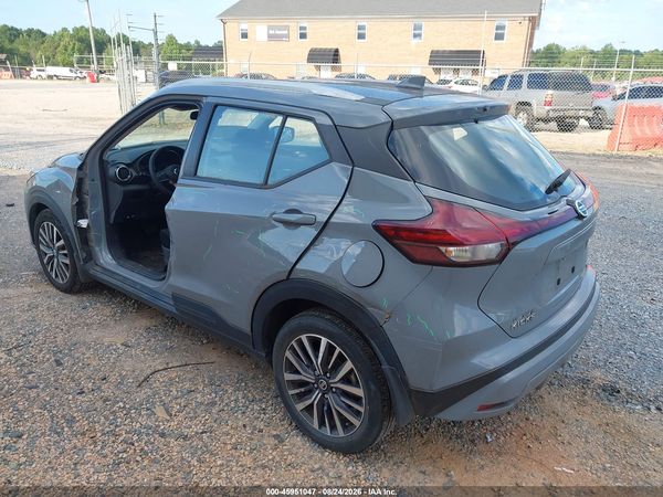 2021 NISSAN KICKS SV XTRONIC CVT — I3