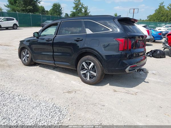 2021 KIA SORENTO S — I3