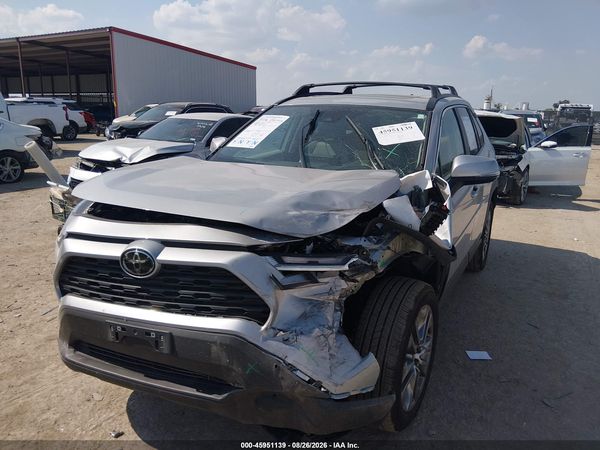 2025 TOYOTA RAV4 XLE PREMIUM — I2