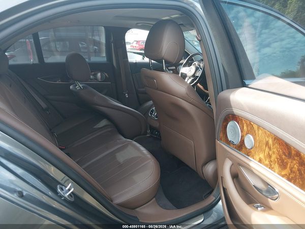 2019 MERCEDES-BENZ E 300 4MATIC — I8
