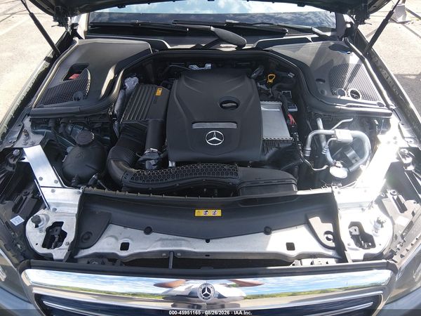 2019 MERCEDES-BENZ E 300 4MATIC — I10