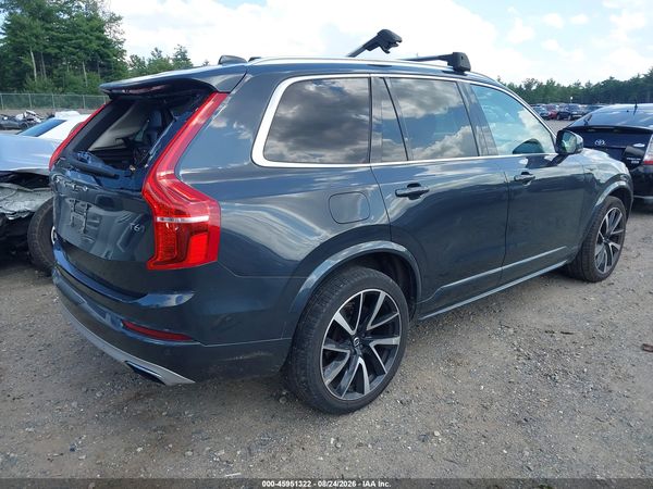 2021 VOLVO XC90 T6 MOMENTUM 6 PASSENGER