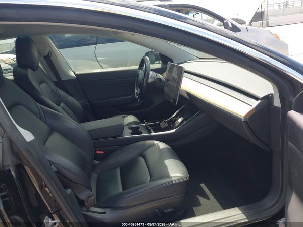 2019 TESLA MODEL 3