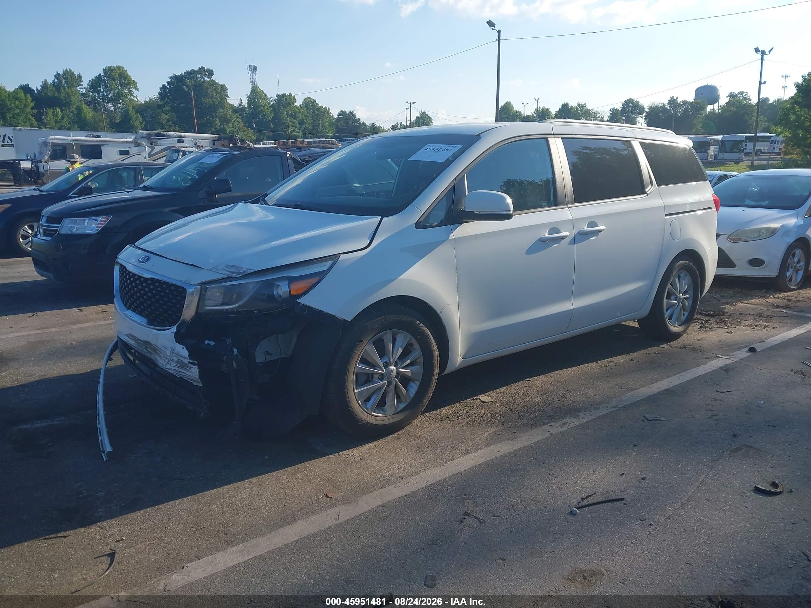 2016 KIA SEDONA LX — I2