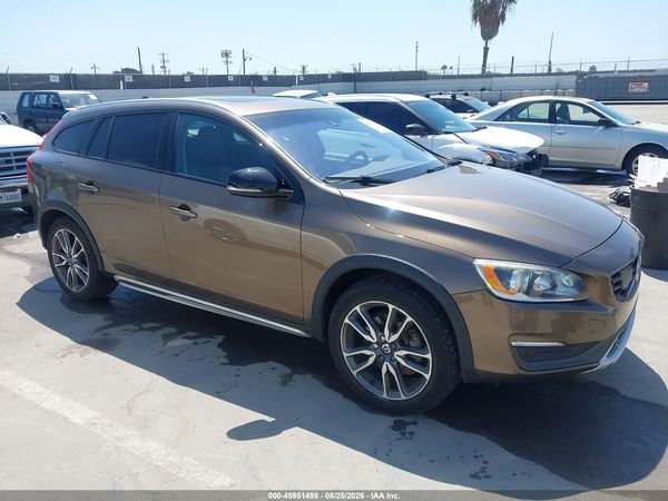 2016 VOLVO V60 CROSS COUNTRY T5
