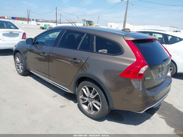 2016 VOLVO V60 CROSS COUNTRY T5