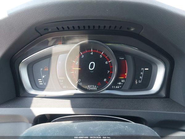 2016 VOLVO V60 CROSS COUNTRY T5