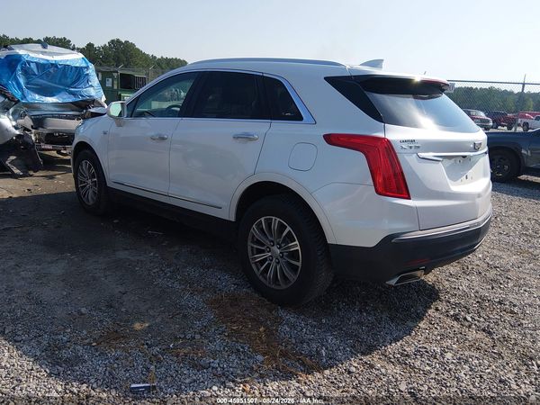 2017 CADILLAC XT5 LUXURY — I3