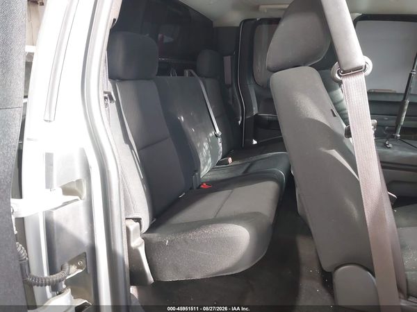 2013 CHEVROLET SILVERADO 1500 LT — I8