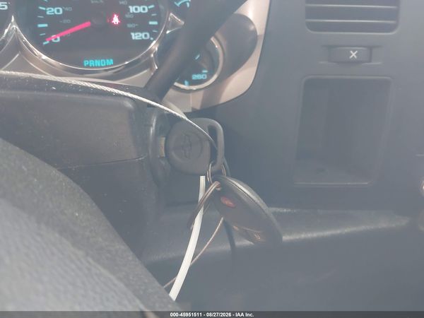 2013 CHEVROLET SILVERADO 1500 LT — I11