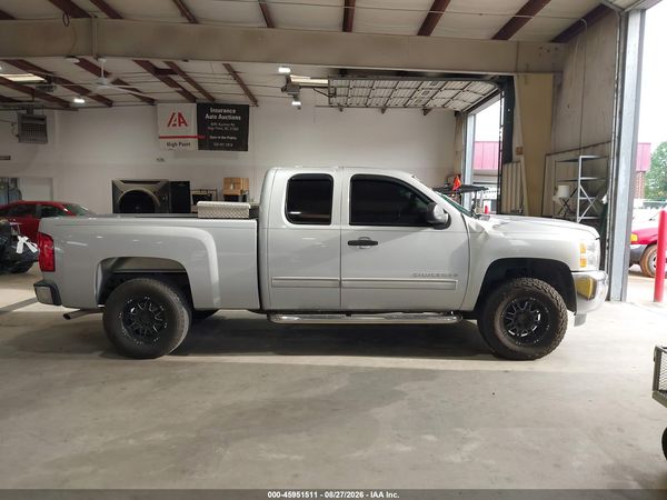 2013 CHEVROLET SILVERADO 1500 LT — I116
