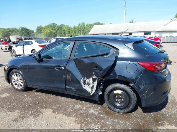 2018 MAZDA MAZDA3 SPORT