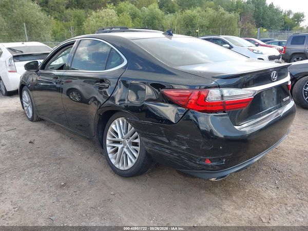 2016 LEXUS ES 350 — I3