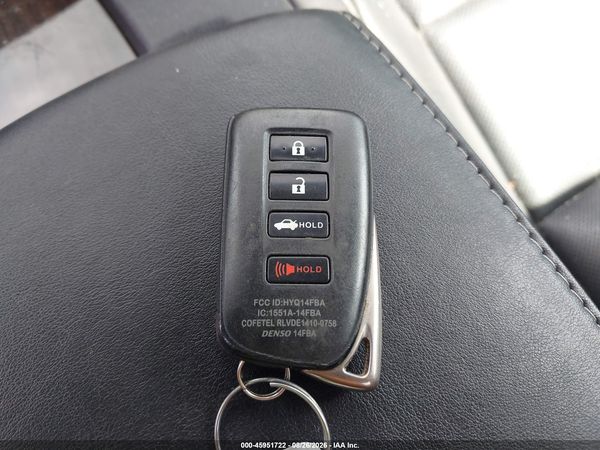 2016 LEXUS ES 350 — I11