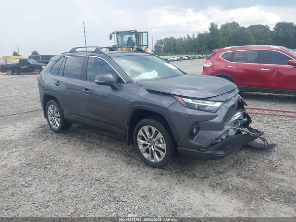 2025 TOYOTA RAV4 XLE PREMIUM — I1
