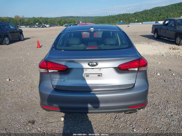 2017 KIA FORTE EX