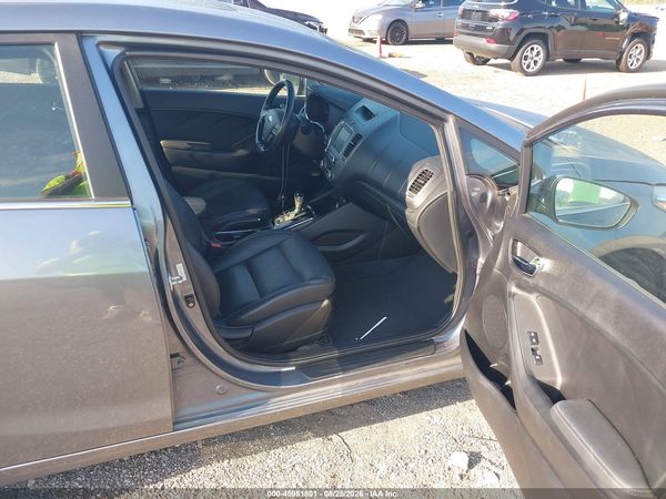 2017 KIA FORTE EX