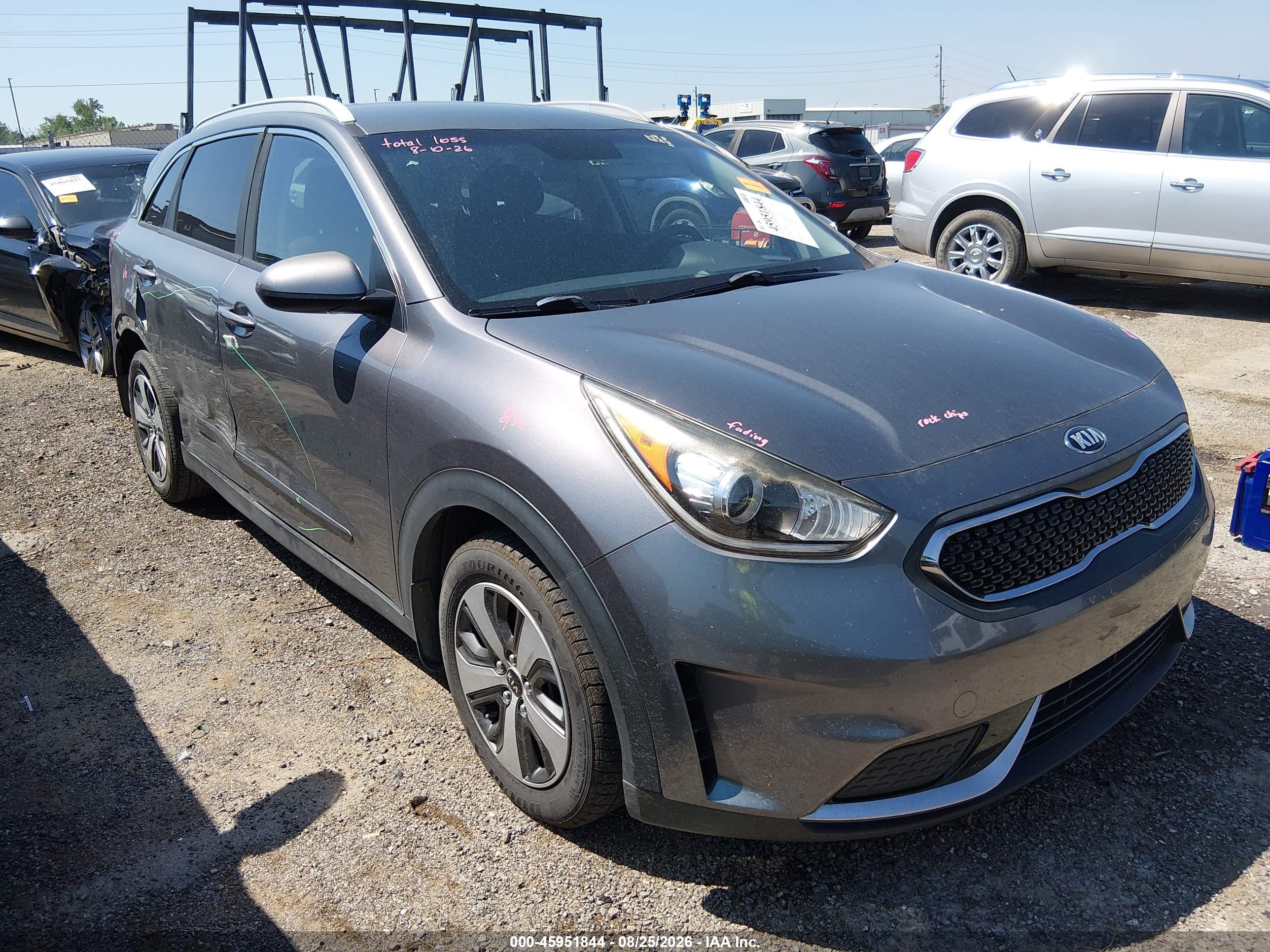 2017 KIA NIRO LX
