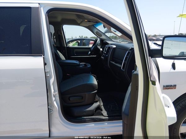 2021 RAM 1500 CLASSIC SLT  4X4 5'7 BOX