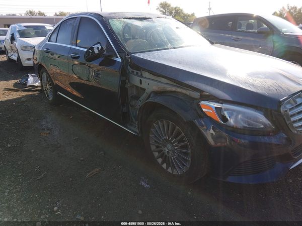 2015 MERCEDES-BENZ C 300 LUXURY 4MATIC