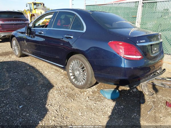 2015 MERCEDES-BENZ C 300 LUXURY 4MATIC
