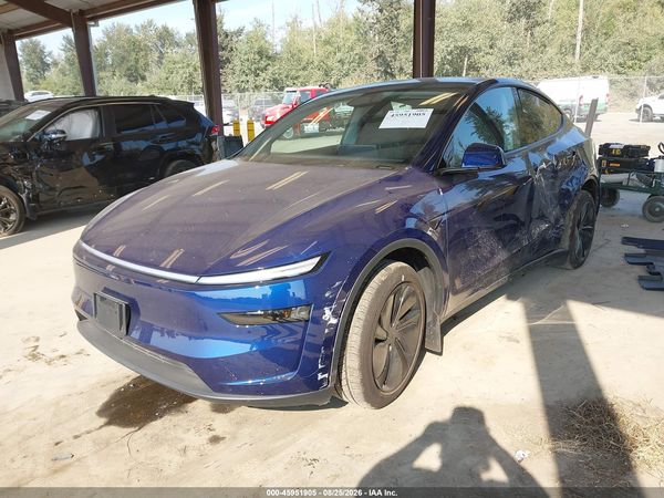 2026 TESLA MODEL Y