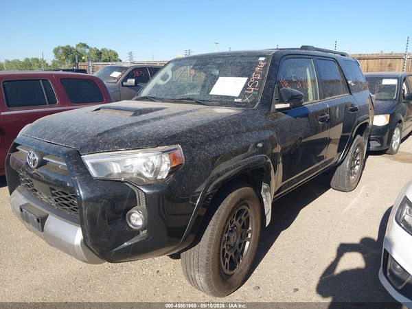 2021 TOYOTA 4RUNNER — I2