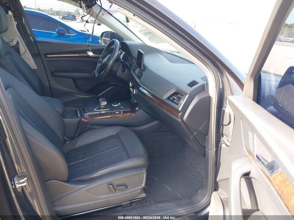 2019 AUDI Q5 45 PREMIUM — I5