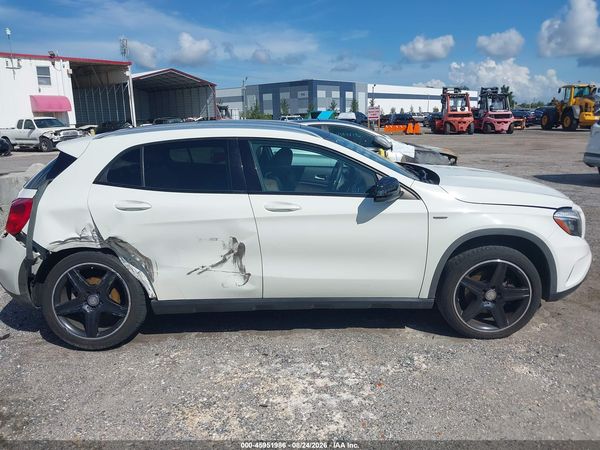 2015 MERCEDES-BENZ GLA 250 4MATIC