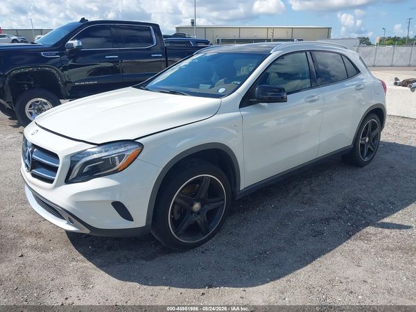 2015 MERCEDES-BENZ GLA 250 4MATIC