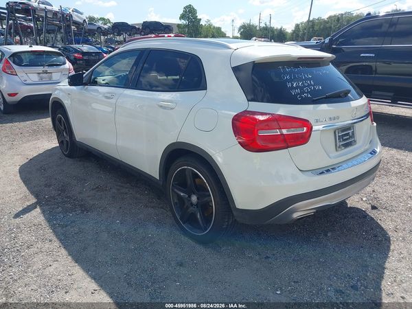 2015 MERCEDES-BENZ GLA 250 4MATIC