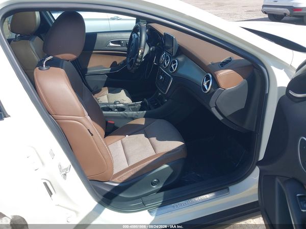 2015 MERCEDES-BENZ GLA 250 4MATIC