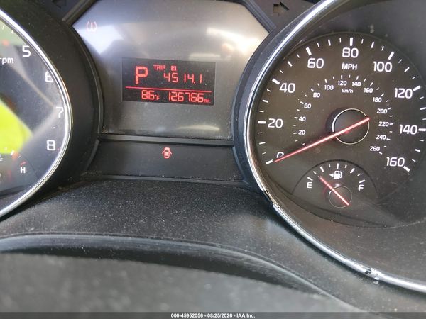 2016 KIA SEDONA LX