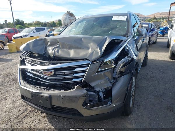 2017 CADILLAC XT5 LUXURY