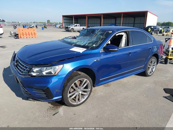 2017 VOLKSWAGEN PASSAT — I2
