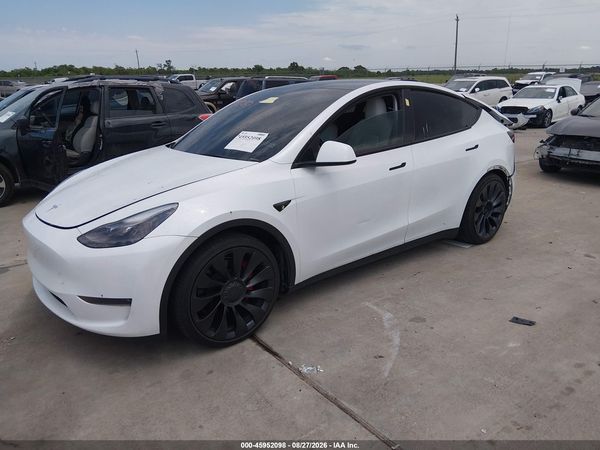 2024 TESLA MODEL Y — I2