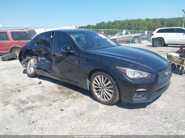 2021 INFINITI Q50 LUXE — I1