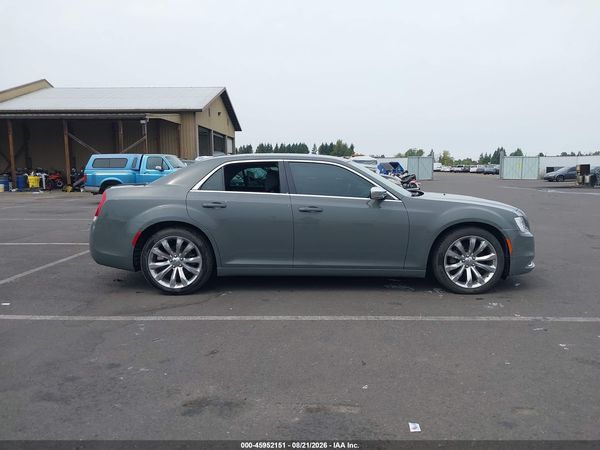 2019 CHRYSLER 300 TOURING