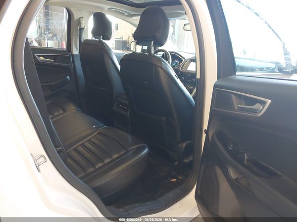 2017 FORD EDGE SEL — I8