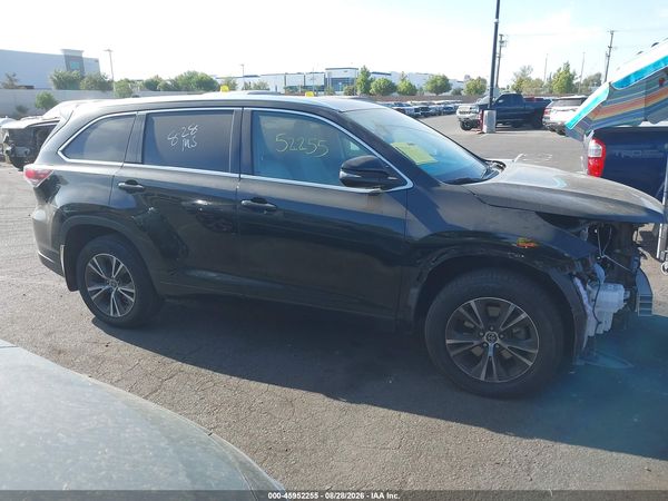 2016 TOYOTA HIGHLANDER XLE V6