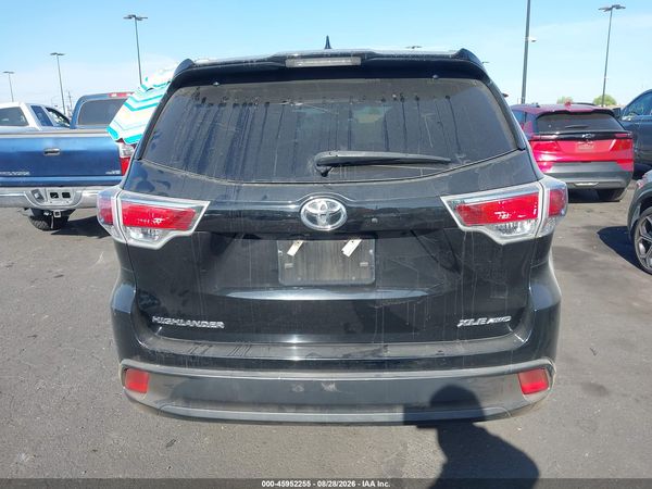 2016 TOYOTA HIGHLANDER XLE V6