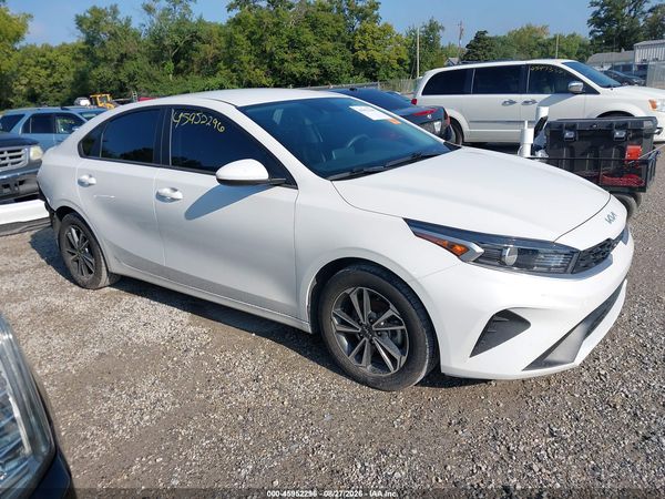 2023 KIA FORTE LXS — I116